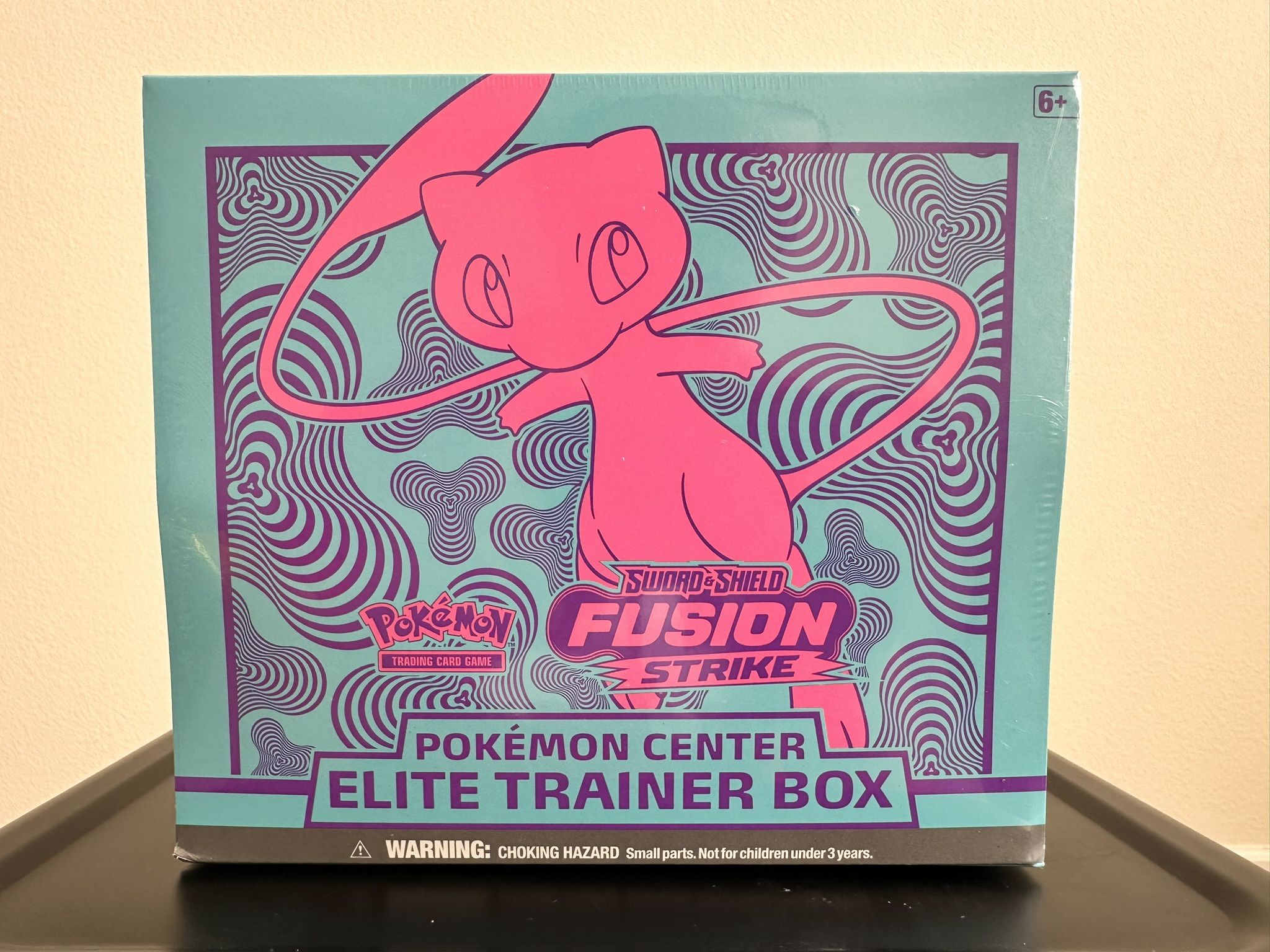 Fusion Strike Pokémon Center Elite Trainer Box