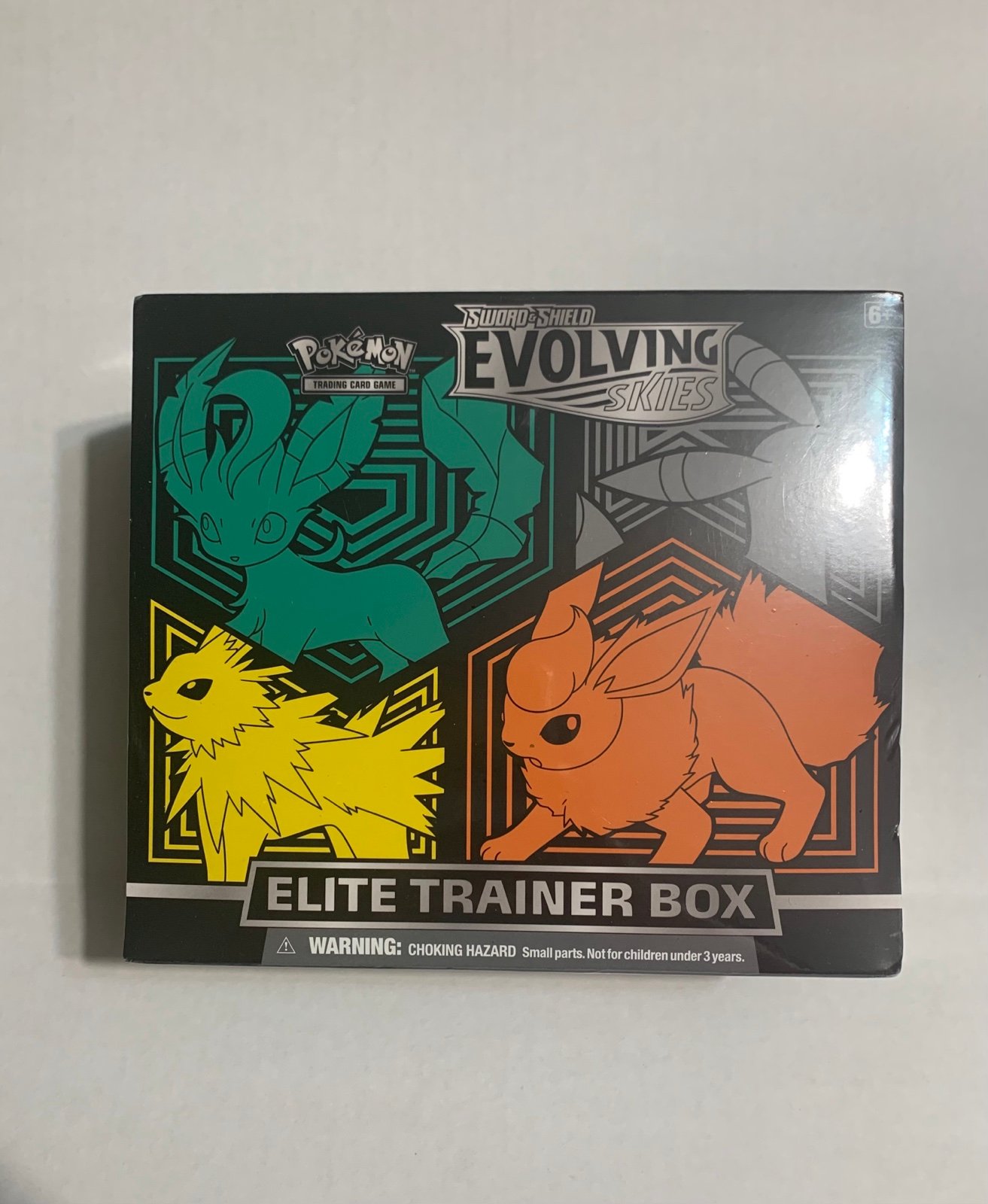 Pokemon TCG Sword & Shield Evolving Skies Elite Trainer Box ETB Factory Sealed