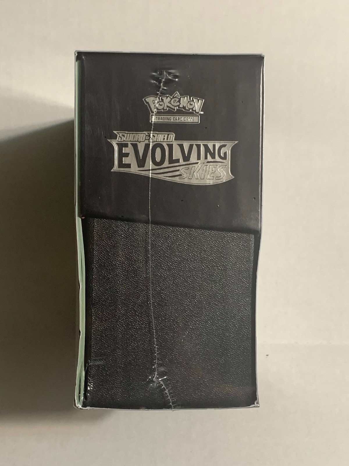 Pokemon TCG Sword & Shield Evolving Skies Elite Trainer Box ETB Factory Sealed - Image 2